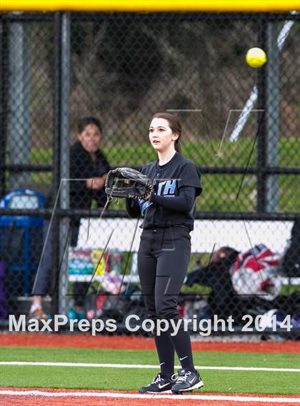 Thumbnail 3 in Chief Sealth @ Eastside Catholic photogallery.