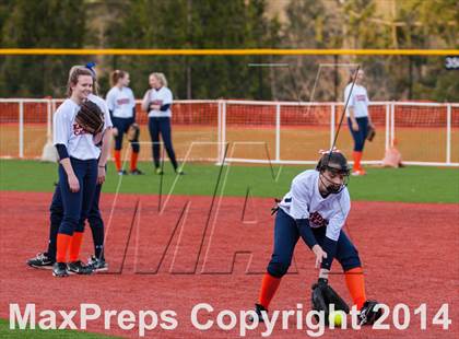Thumbnail 3 in Chief Sealth @ Eastside Catholic photogallery.