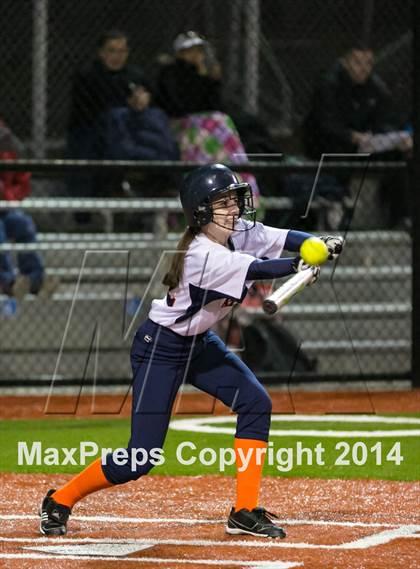 Thumbnail 2 in Chief Sealth @ Eastside Catholic photogallery.