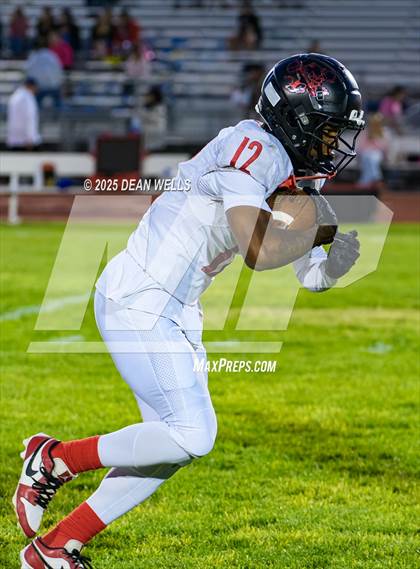 Thumbnail 2 in Dysart @ Kingman photogallery.