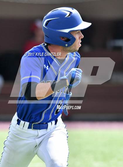 Thumbnail 1 in Holliday vs Peaster (UIL 3A Region 1 Quarterfinal) photogallery.