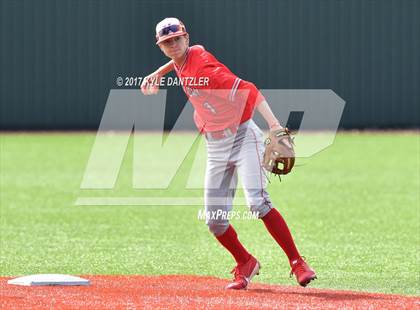 Thumbnail 3 in Holliday vs Peaster (UIL 3A Region 1 Quarterfinal) photogallery.