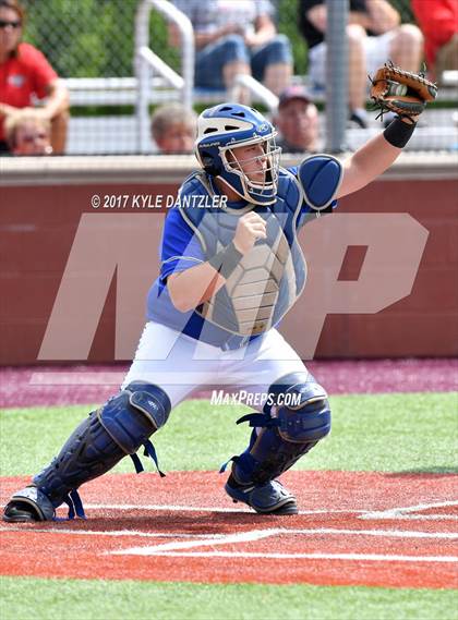 Thumbnail 1 in Holliday vs Peaster (UIL 3A Region 1 Quarterfinal) photogallery.