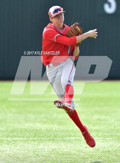 Thumbnail 2 in Holliday vs Peaster (UIL 3A Region 1 Quarterfinal) photogallery.