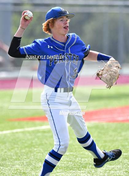 Thumbnail 2 in Holliday vs Peaster (UIL 3A Region 1 Quarterfinal) photogallery.