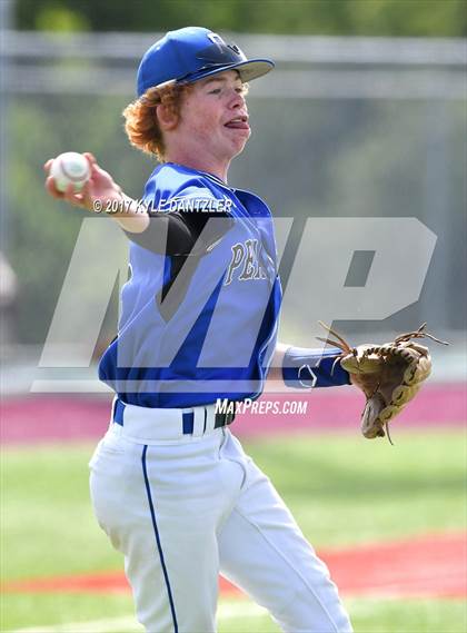 Thumbnail 3 in Holliday vs Peaster (UIL 3A Region 1 Quarterfinal) photogallery.