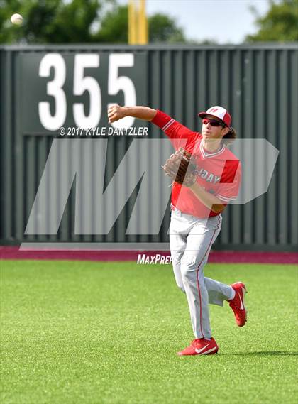 Thumbnail 2 in Holliday vs Peaster (UIL 3A Region 1 Quarterfinal) photogallery.