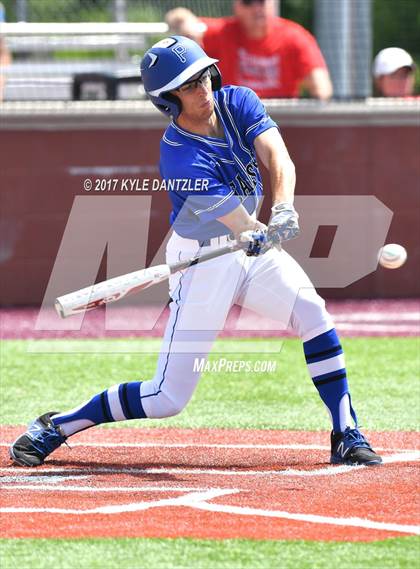 Thumbnail 3 in Holliday vs Peaster (UIL 3A Region 1 Quarterfinal) photogallery.
