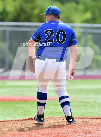 Thumbnail 2 in Holliday vs Peaster (UIL 3A Region 1 Quarterfinal) photogallery.