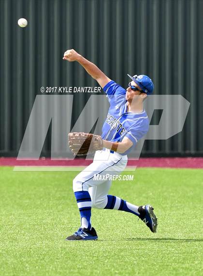 Thumbnail 1 in Holliday vs Peaster (UIL 3A Region 1 Quarterfinal) photogallery.