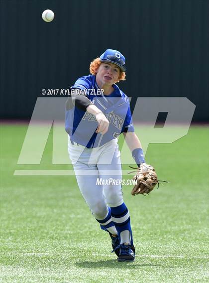 Thumbnail 2 in Holliday vs Peaster (UIL 3A Region 1 Quarterfinal) photogallery.