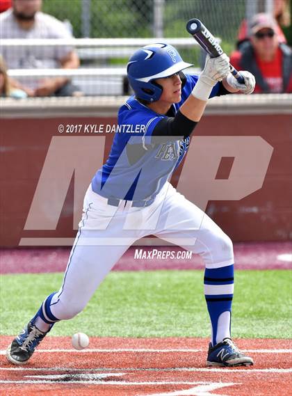 Thumbnail 2 in Holliday vs Peaster (UIL 3A Region 1 Quarterfinal) photogallery.
