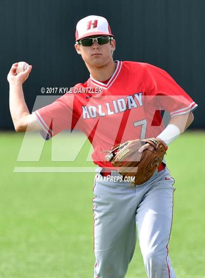 Thumbnail 2 in Holliday vs Peaster (UIL 3A Region 1 Quarterfinal) photogallery.