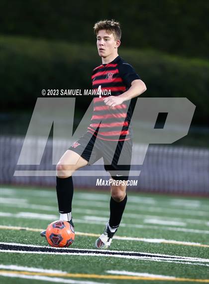 Thumbnail 1 in Notre Dame (SO) @ Harvard-Westlake photogallery.