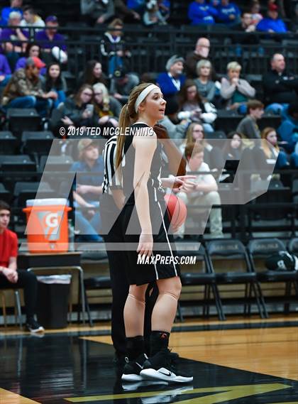 Thumbnail 3 in Quitman vs. Cossatot River (AAA 2A State Playoff) photogallery.