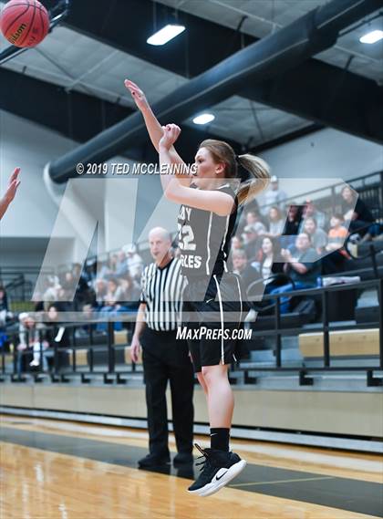 Thumbnail 2 in Quitman vs. Cossatot River (AAA 2A State Playoff) photogallery.