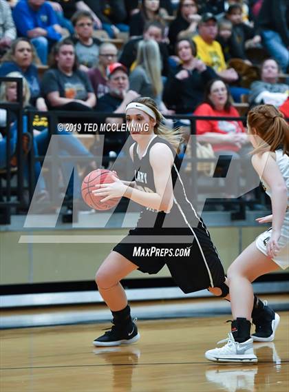 Thumbnail 3 in Quitman vs. Cossatot River (AAA 2A State Playoff) photogallery.