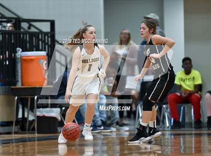 Thumbnail 3 in Quitman vs. Cossatot River (AAA 2A State Playoff) photogallery.