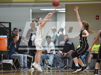 Thumbnail 2 in Quitman vs. Cossatot River (AAA 2A State Playoff) photogallery.