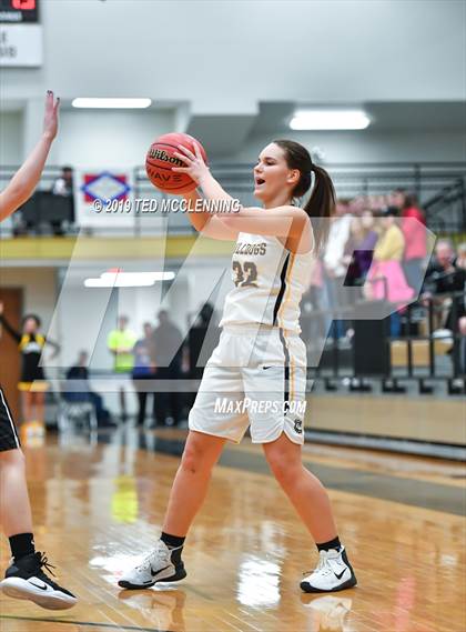 Thumbnail 2 in Quitman vs. Cossatot River (AAA 2A State Playoff) photogallery.