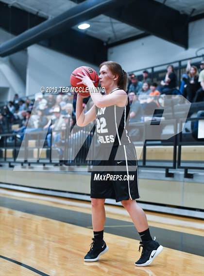 Thumbnail 1 in Quitman vs. Cossatot River (AAA 2A State Playoff) photogallery.