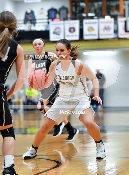 Thumbnail 2 in Quitman vs. Cossatot River (AAA 2A State Playoff) photogallery.