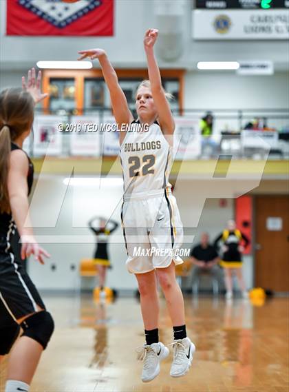 Thumbnail 1 in Quitman vs. Cossatot River (AAA 2A State Playoff) photogallery.
