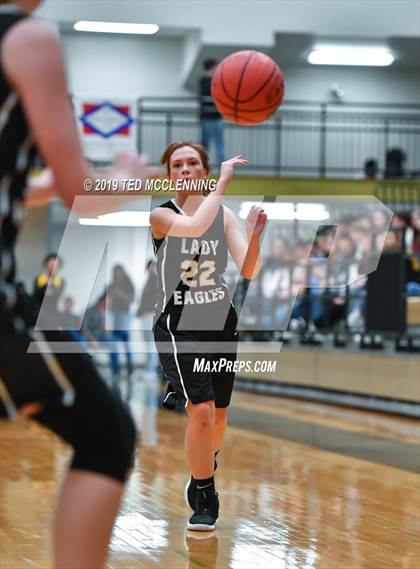 Thumbnail 2 in Quitman vs. Cossatot River (AAA 2A State Playoff) photogallery.
