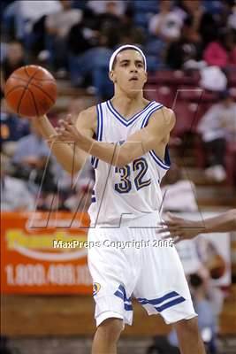 Thumbnail 2 in Westchester vs. Serra (State D1 Final) #1 photogallery.