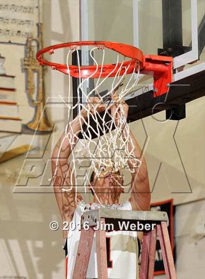 Thumbnail 3 in Zephyrhills vs. Ponte Vedra (FHSAA Region 2 Final) photogallery.