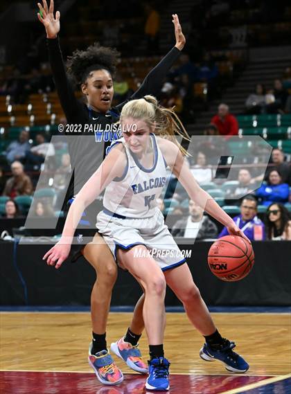 Thumbnail 3 in Grandview vs. Highlands Ranch (CHSAA 5A Final Four) photogallery.