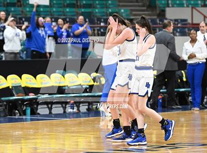 Thumbnail 3 in Grandview vs. Highlands Ranch (CHSAA 5A Final Four) photogallery.
