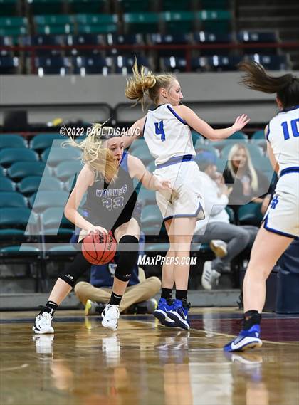 Thumbnail 1 in Grandview vs. Highlands Ranch (CHSAA 5A Final Four) photogallery.