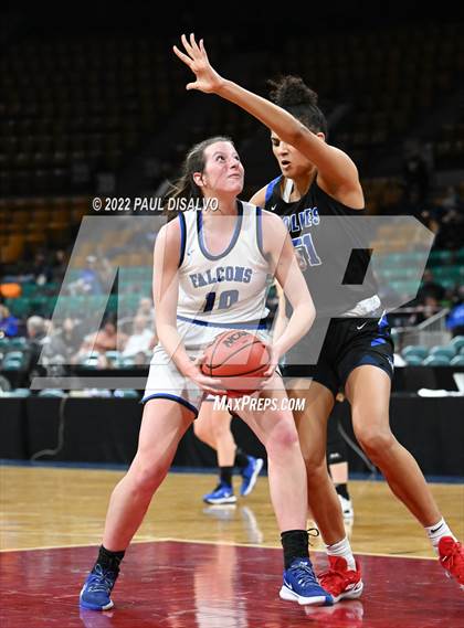 Thumbnail 3 in Grandview vs. Highlands Ranch (CHSAA 5A Final Four) photogallery.