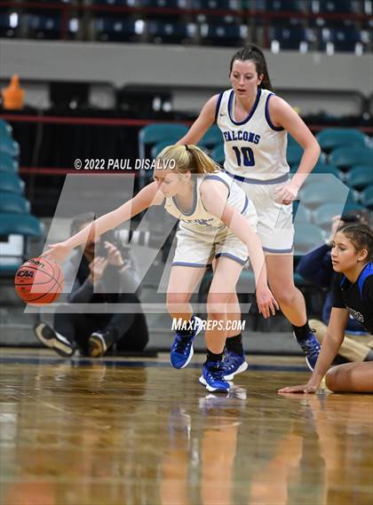 Thumbnail 3 in Grandview vs. Highlands Ranch (CHSAA 5A Final Four) photogallery.