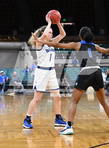 Thumbnail 1 in Grandview vs. Highlands Ranch (CHSAA 5A Final Four) photogallery.