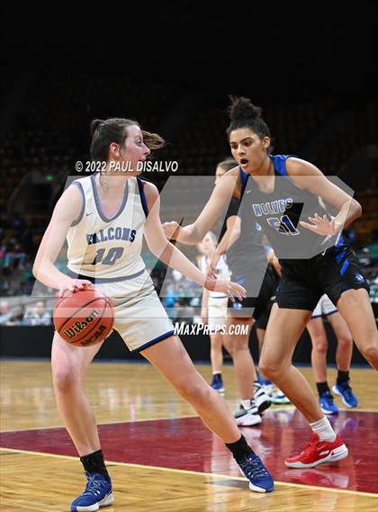 Thumbnail 3 in Grandview vs. Highlands Ranch (CHSAA 5A Final Four) photogallery.
