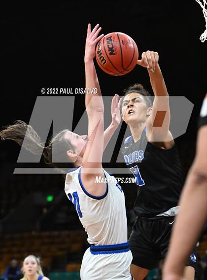 Thumbnail 2 in Grandview vs. Highlands Ranch (CHSAA 5A Final Four) photogallery.