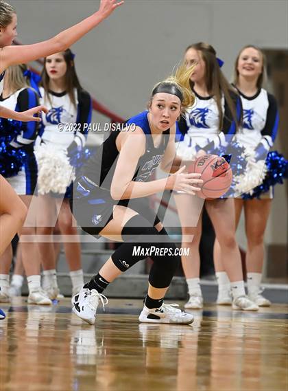 Thumbnail 2 in Grandview vs. Highlands Ranch (CHSAA 5A Final Four) photogallery.