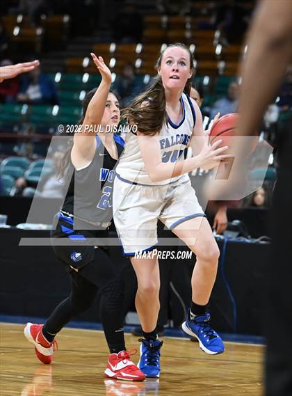Thumbnail 2 in Grandview vs. Highlands Ranch (CHSAA 5A Final Four) photogallery.