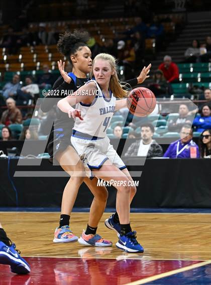 Thumbnail 2 in Grandview vs. Highlands Ranch (CHSAA 5A Final Four) photogallery.