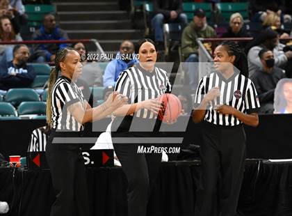 Thumbnail 3 in Grandview vs. Highlands Ranch (CHSAA 5A Final Four) photogallery.