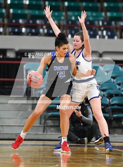 Thumbnail 1 in Grandview vs. Highlands Ranch (CHSAA 5A Final Four) photogallery.