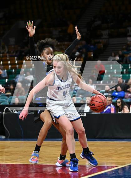 Thumbnail 1 in Grandview vs. Highlands Ranch (CHSAA 5A Final Four) photogallery.