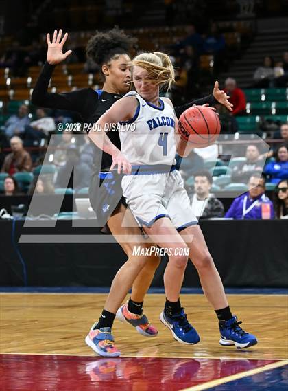 Thumbnail 1 in Grandview vs. Highlands Ranch (CHSAA 5A Final Four) photogallery.