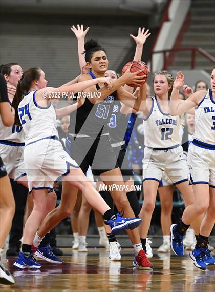 Thumbnail 1 in Grandview vs. Highlands Ranch (CHSAA 5A Final Four) photogallery.