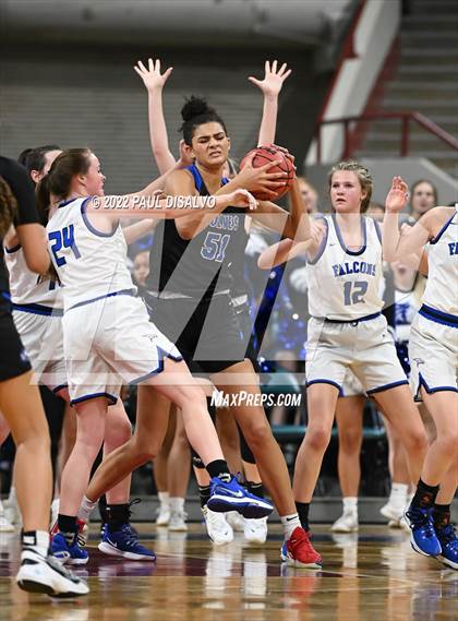 Thumbnail 2 in Grandview vs. Highlands Ranch (CHSAA 5A Final Four) photogallery.
