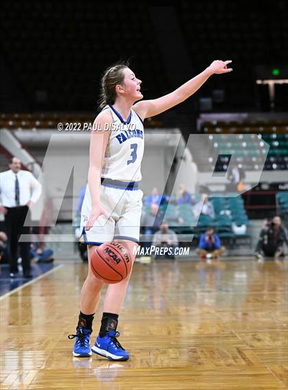 Thumbnail 3 in Grandview vs. Highlands Ranch (CHSAA 5A Final Four) photogallery.