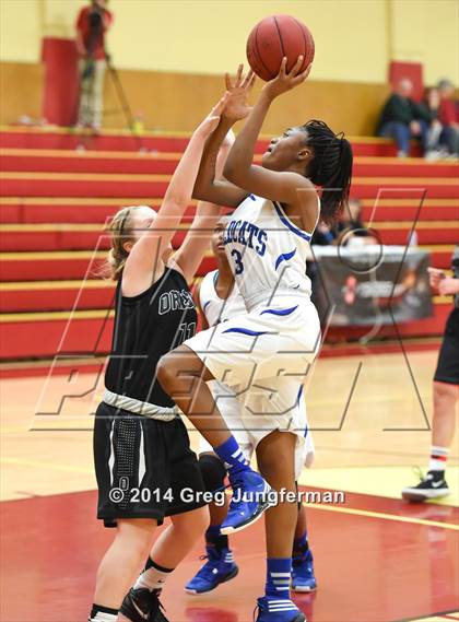 Thumbnail 3 in Oakland vs. Oregon City (Cardinal Newman Classic) photogallery.