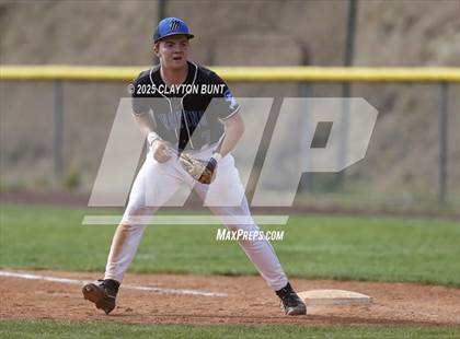 Thumbnail 2 in New Plymouth @ Orofino  (IHSAA 3A North Super- Regional Game 2)  photogallery.